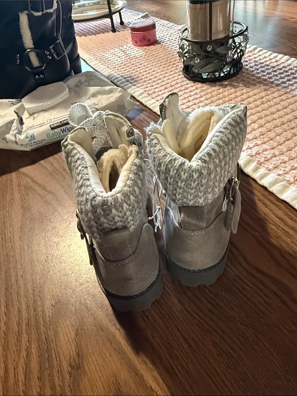 Girls size 13 Gray Faux-Fur Lined Lace-Up Boots